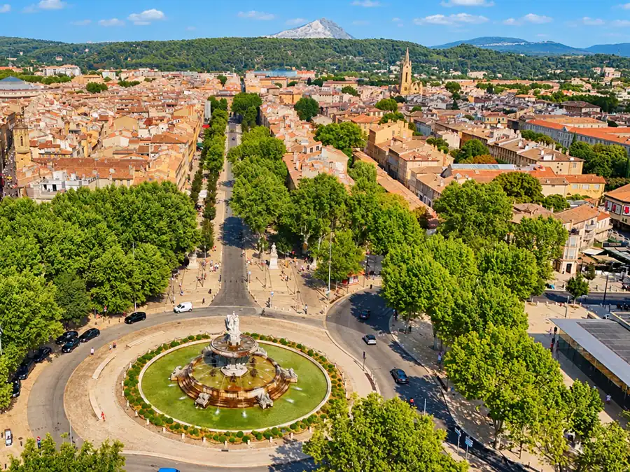 Aix-en-Provence from above: the Rotonde fountain, the Cours Mirabeau lined with plane trees and Mont Sainte-Victoire in the distance